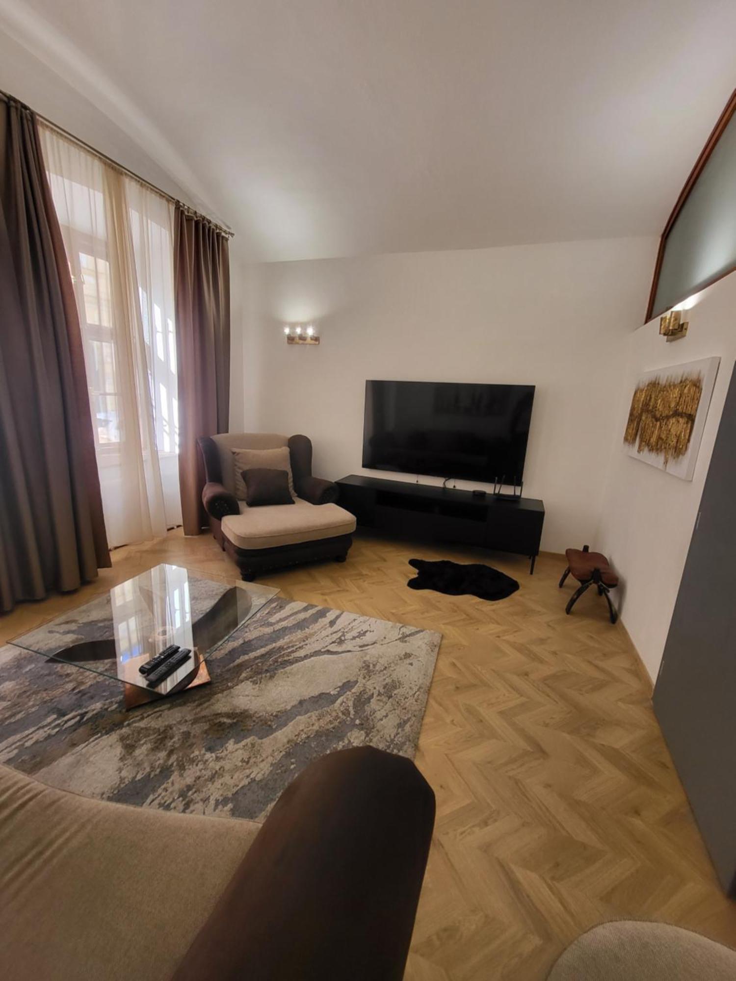 Monar Exclusive Center Free Parking In Garage Lejlighed Košice Eksteriør billede